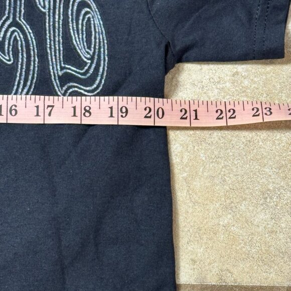 21 Savage Portrait Boyfriend Fit Juniors T-Shirt LARGE New - Picture 3 of 6